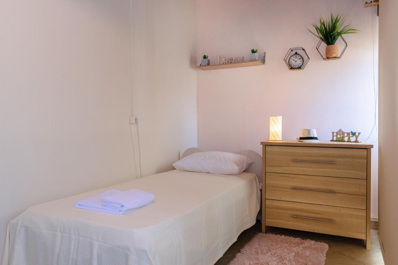 Central Penthouse In Quiet Neighborhood Near Sandy Beach Chania  Eksteriør billede